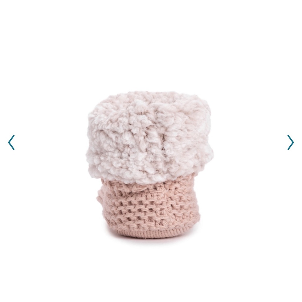 MUK LUKS Women's Sherpa Cuff Bootie indoorPink slippers - Picture 5 of 5